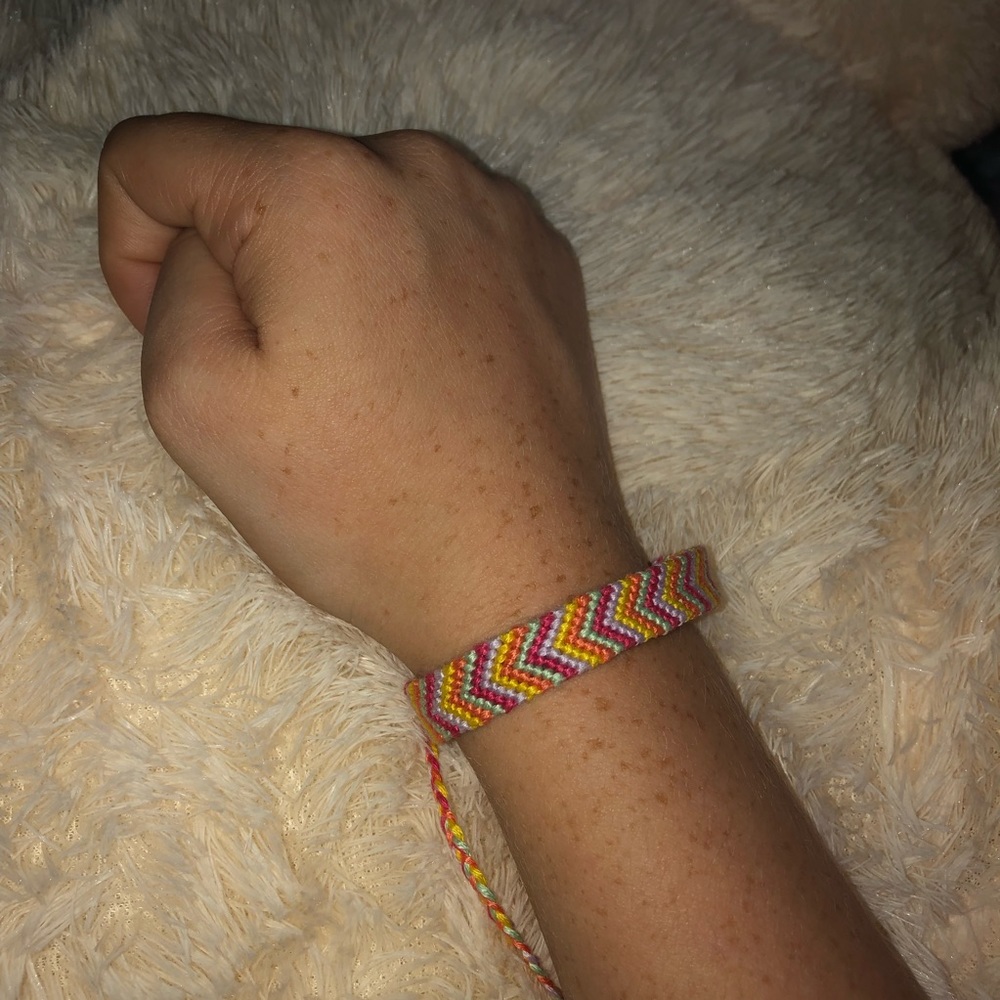 Handmade chevron friendship/vsco bracelet